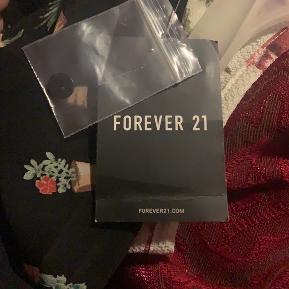 Crop top blouse - Picture 4 of 4